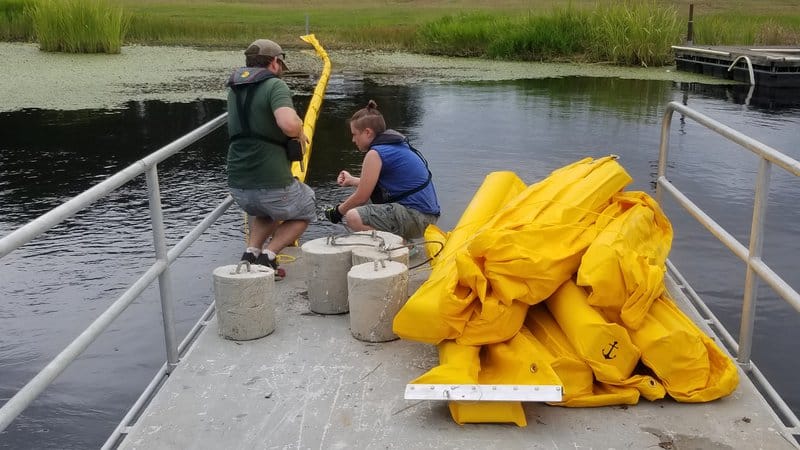 AGFC biologists round up Lake Erling catfish in rodeo for new study •  Arkansas Game & Fish Commission